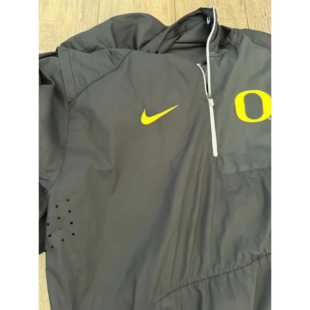Nike Oregon Ducks Jacket Size Large Black Mesh Lined Hooded Half-Zip Pullover